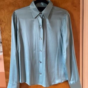 ELLEN TRACY BUTTON DOWN SILK TOP